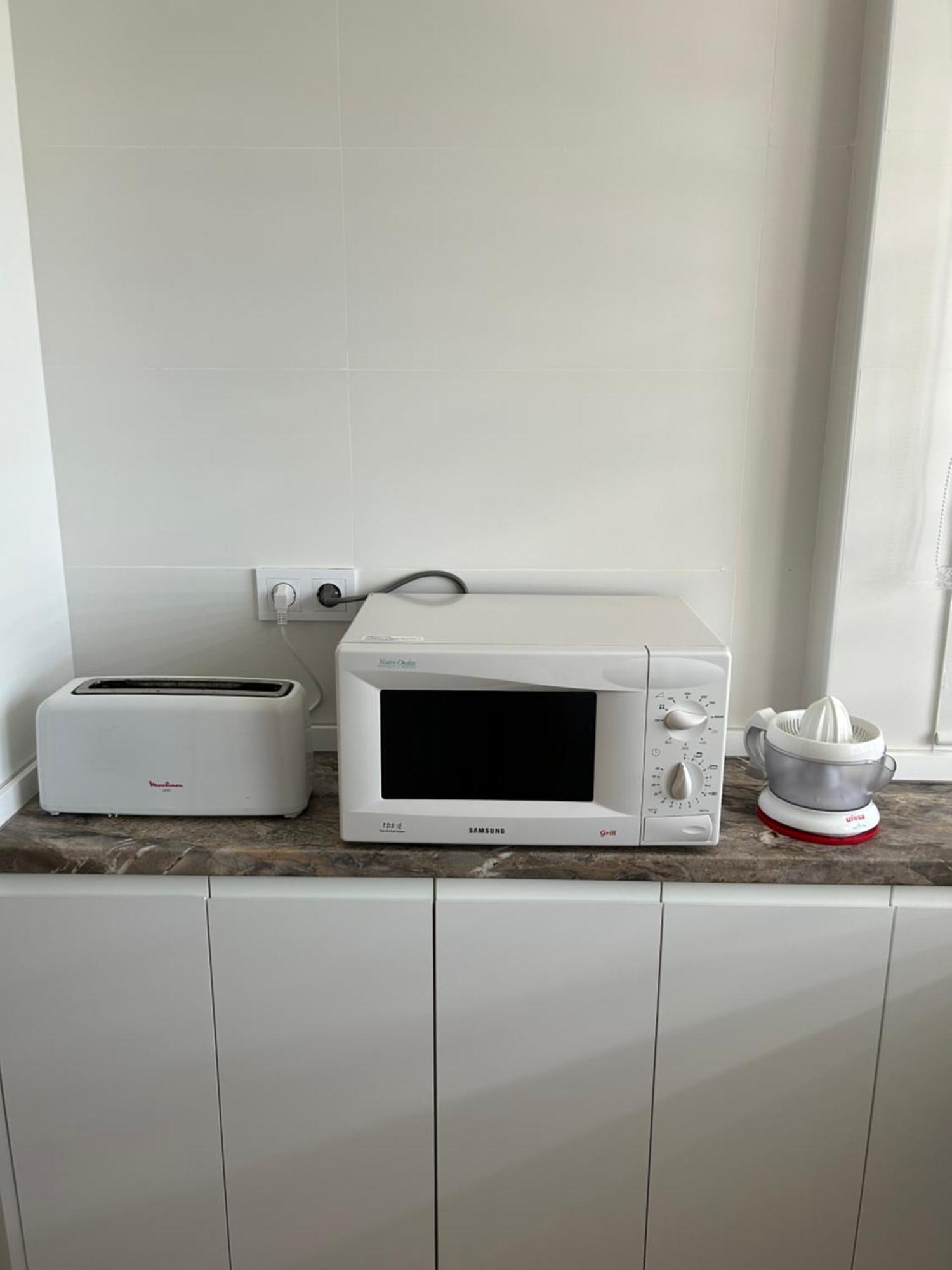 Apartamento Gandia Playa 150M Playa Con Parking Privado Y Piscina Playa de Gandia Eksteriør billede