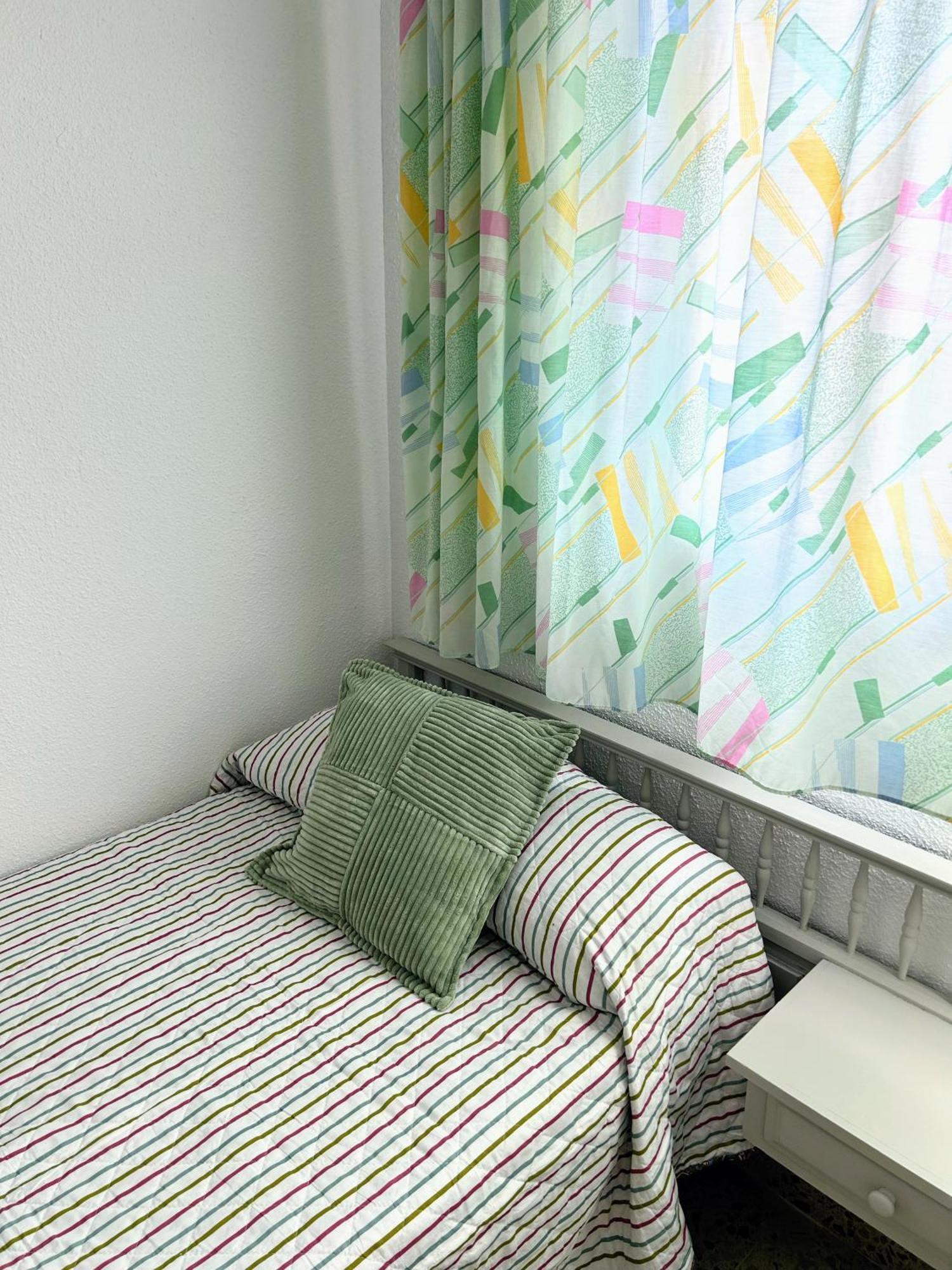 Apartamento Gandia Playa 150M Playa Con Parking Privado Y Piscina Playa de Gandia Eksteriør billede